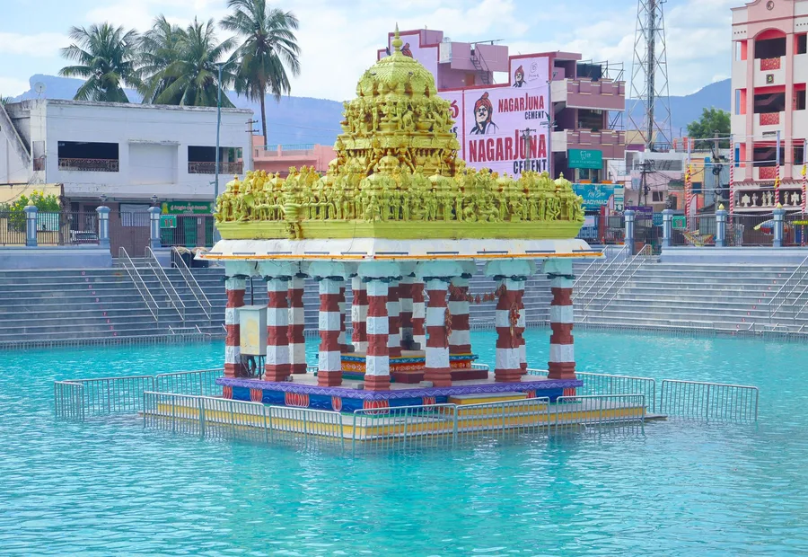 Divya Dakshin Darshan